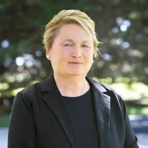 Stacy Murphy, real estate agent in Nipomo