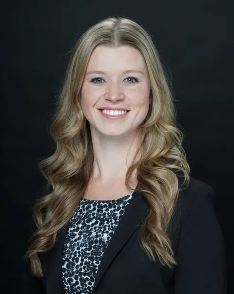 Stephanie Goedl, real estate agent in Fullerton
