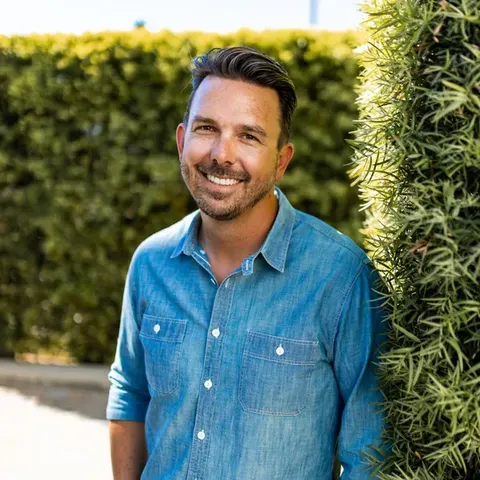 Aaron Mills, real estate agent in Yorba Linda