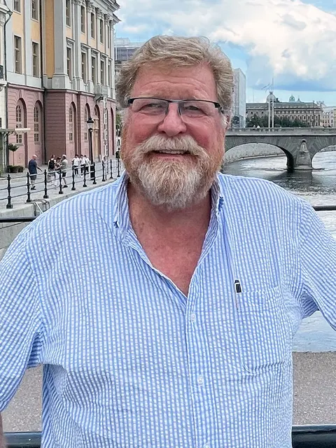 Keith Muirhead, real estate agent in Long Beach