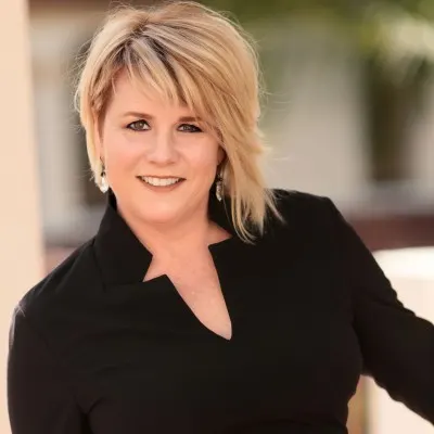 Nicole Pompey, real estate agent in Anaheim