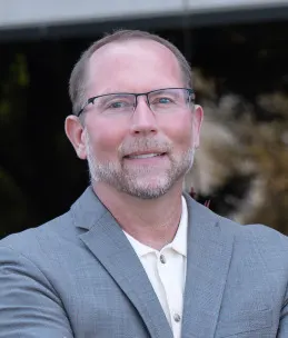 Justin Potier, real estate agent in Long Beach