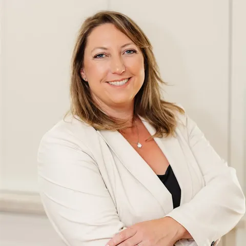 Jessica Baker, real estate agent in Paso Robles