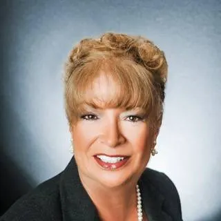 Lynne Rolnik, real estate agent in Whittier