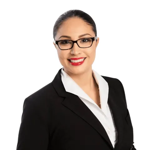 Abigail Ruiz, real estate agent in Long Beach