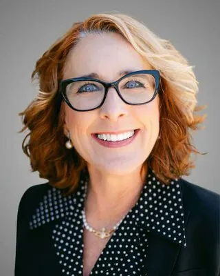 Carolynn Santaniello, real estate agent in Orange