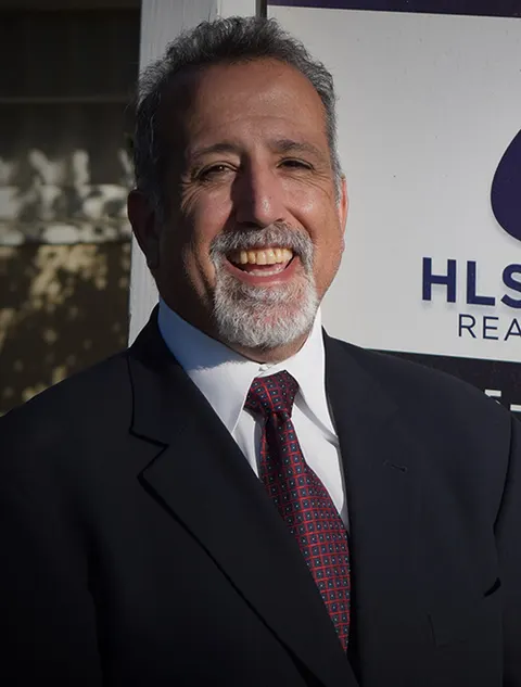 Ralph Schiavone, real estate agent in Corona