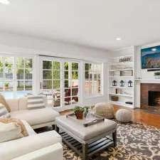 Regina Rey, real estate agent in Fullerton