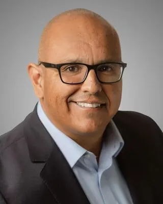 Eduardo Vargas, real estate agent in Santa Ana