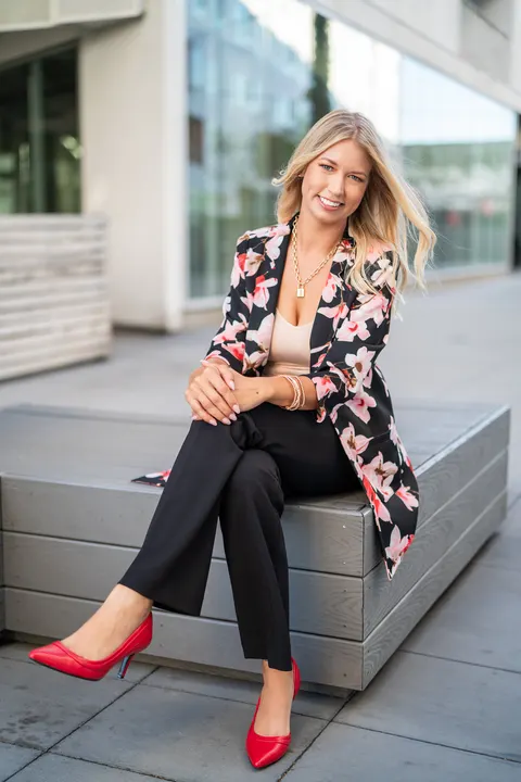 Michelle Duvall, real estate agent in Hawthorne