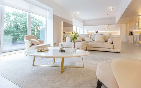 Marie Morgenstern, real estate agent in Redondo Beach