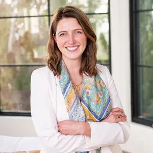 Hanna Carlson, real estate agent in Torrance