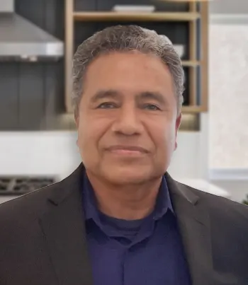 Oscar Salazar, real estate agent in Redondo Beach