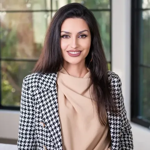 Morvarid Sepehrnia, real estate agent in Rancho Palos Verdes