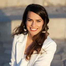 Chanel Walker, real estate agent in Lancaster