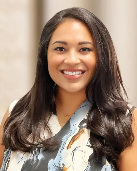 Casarah Aguilar, real estate agent in Seal Beach