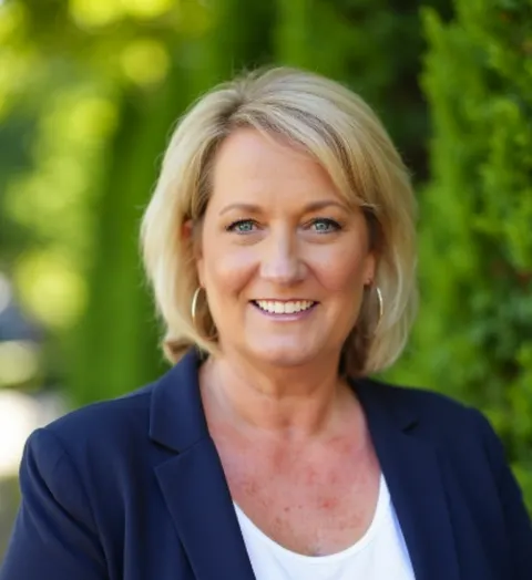 Christina Rodin-Atwater, real estate agent in Orange
