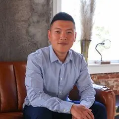 Sulki Bae, real estate agent in Los Angeles