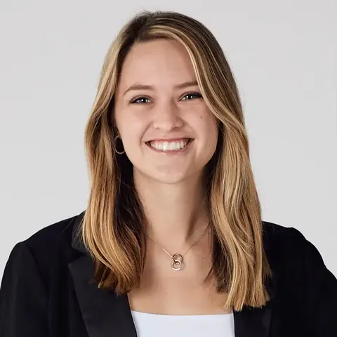 Sarah Brown, real estate agent in Santa Ana