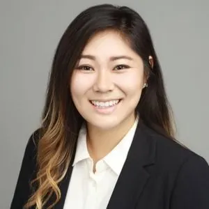 Glara Lee, real estate agent in Irvine