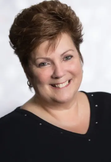 Gizi Clemmer, real estate agent in Fullerton