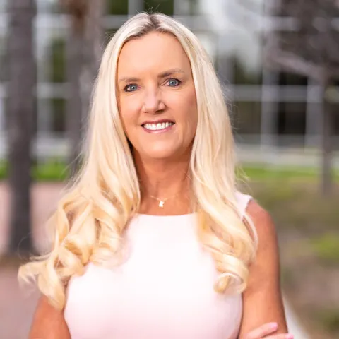 Kim Coelho, real estate agent in Anaheim Hills