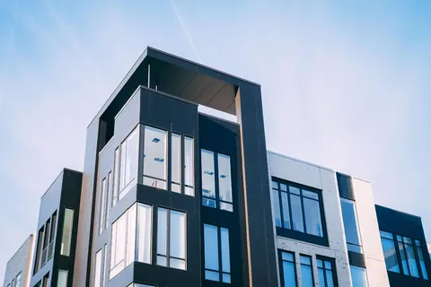 Alexandro Colombo, real estate agent in Los Angeles