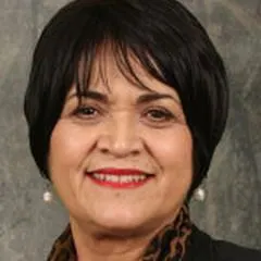 Raquel Dominguez, real estate agent in Seal Beach