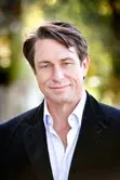 Mike Dunfee, real estate agent in Long Beach