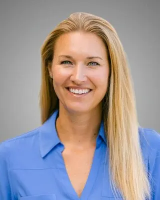 Shauna Drumm, real estate agent in North Tustin