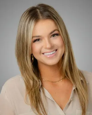 Hailey Gausewitz, real estate agent in North Tustin