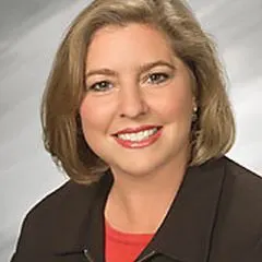 Tracy Gulugian, real estate agent in Moreno Valley