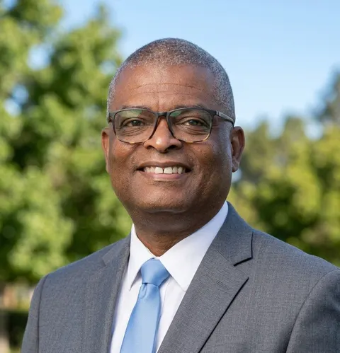 Troy Hall, real estate agent in Los Angeles