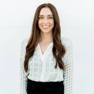 Ellen Henry, real estate agent in Long Beach