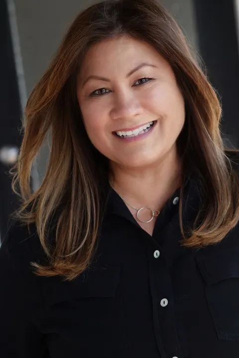 Sonya Heneise, real estate agent in Long Beach
