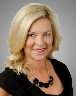 Erin White-Freimann, real estate agent in Yorba Linda
