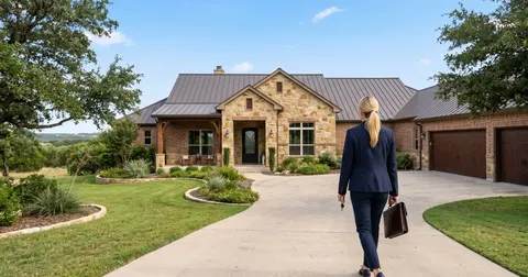 Malto Vo, real estate agent in Garden Grove
