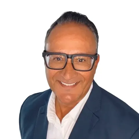 Vince Lacambra, real estate agent in Riverside