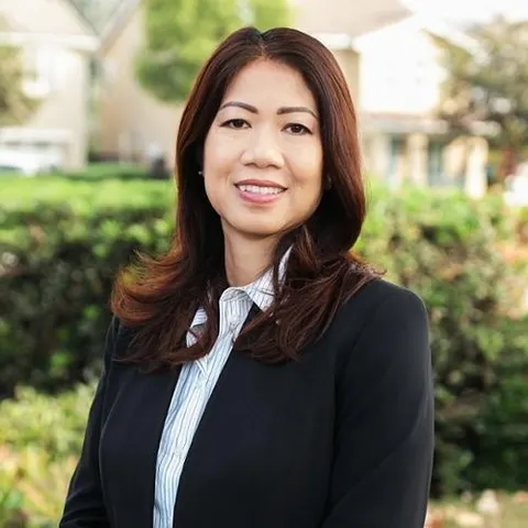 Dana Lam, real estate agent in Westminster