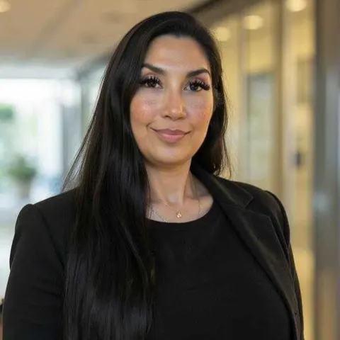 Sandy Lee, real estate agent in Chino