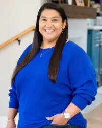 Letty Luna, real estate agent in Los Angeles