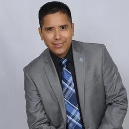 Luis Lima, real estate agent in Los Angeles