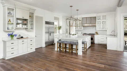 Jason Manley, real estate agent in Whittier