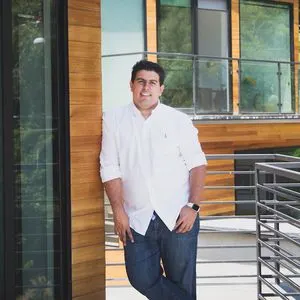 Jose Martinez, real estate agent in Anaheim