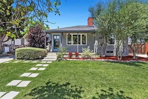 Brett Martin, real estate agent in Long Beach