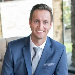 Casey Mckinley, real estate agent in Long Beach