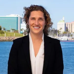 Kara Mirarchi, real estate agent in Long Beach