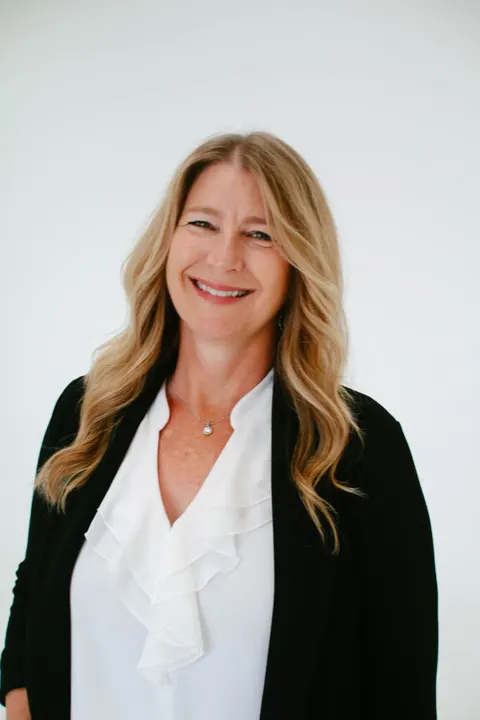 Denise Mitchell, real estate agent in Fullerton