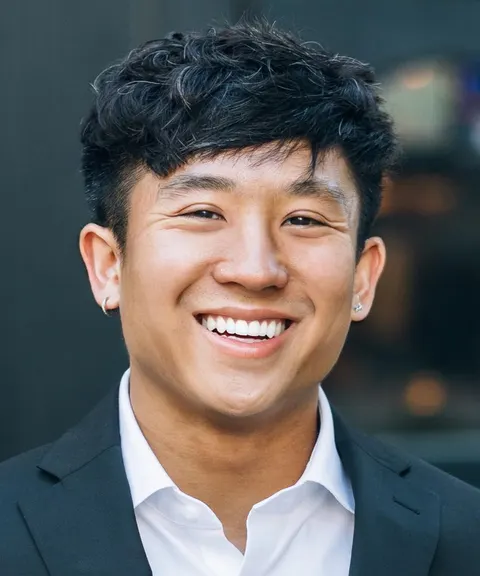 Alex Nguyen, real estate agent in Irvine