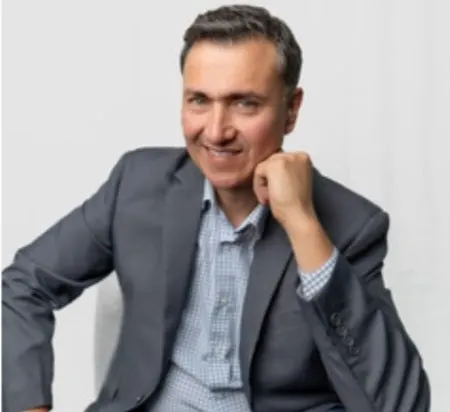 Frank Casarez, real estate agent in Long Beach